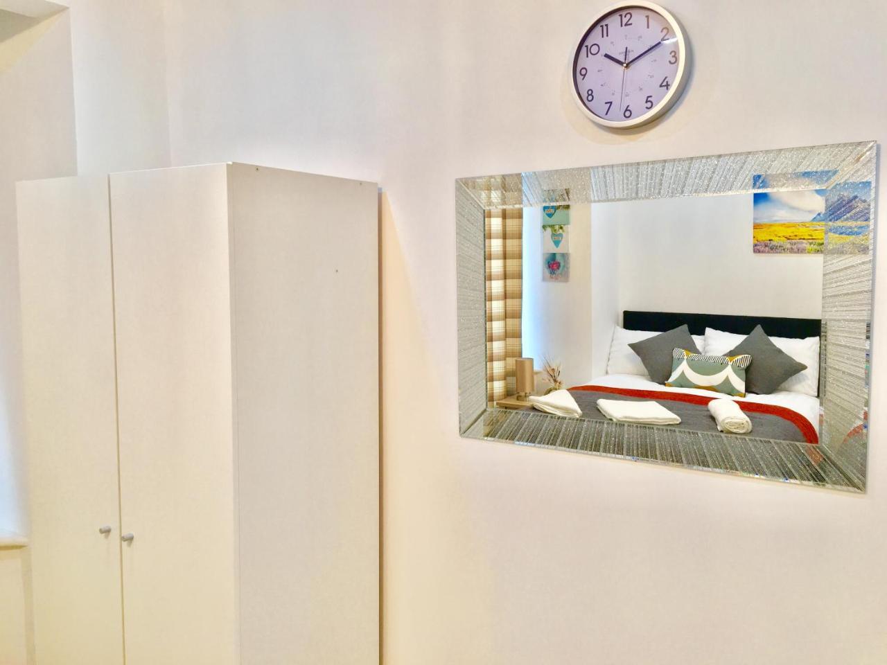 London 2 Bedroom Apartment, Kitchen, Reception And Private Garden Ngoại thất bức ảnh