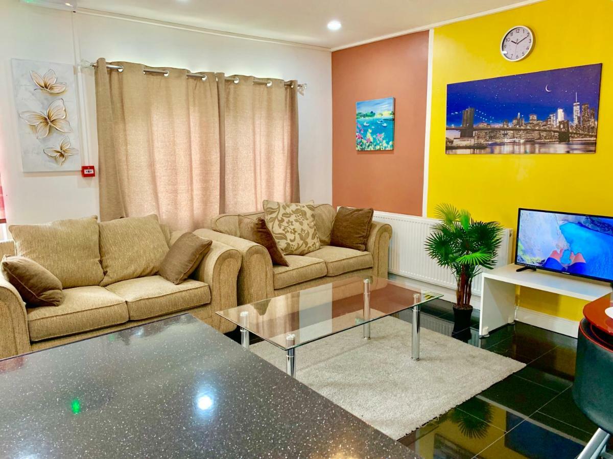 London 2 Bedroom Apartment, Kitchen, Reception And Private Garden Ngoại thất bức ảnh